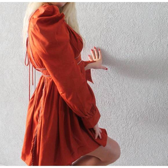 NEW NEON BLUSH v neck trim detail puff sleeve mini dress in rust - Picture 2 of 3